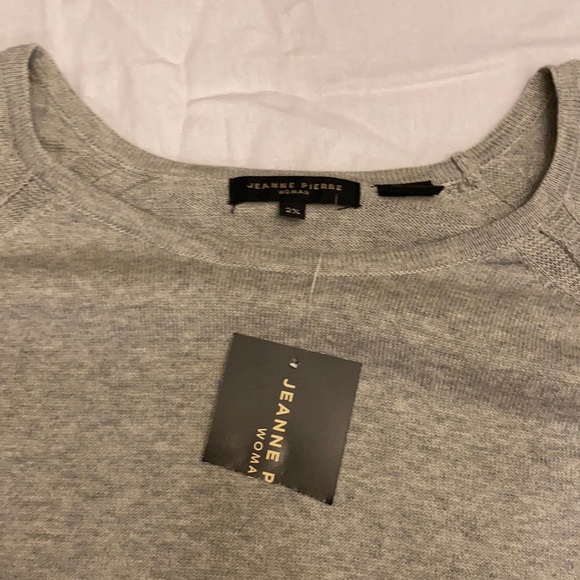 Lightweight Sweater - Picture 7 of 8